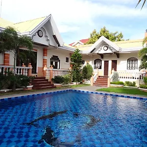 The Executive & Davao City
